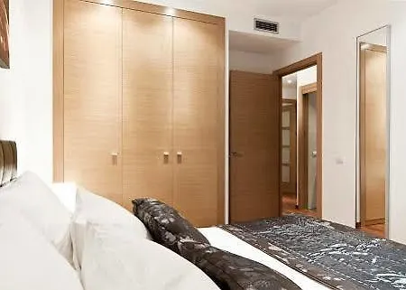 Apartment Sleep Urgell By *