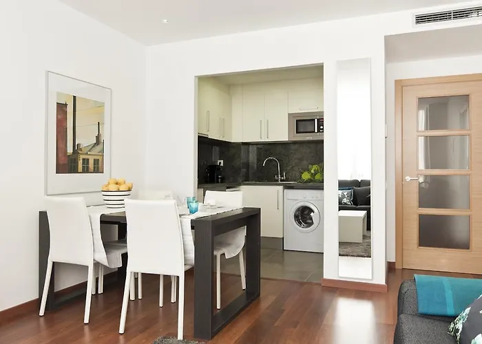 Sleep Urgell By برشلونة